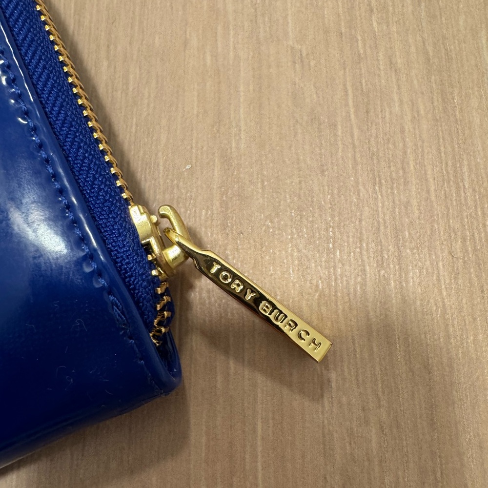 Tory Burch Royal Blue Patent Leather Clutch NEW - Picture 3 of 6